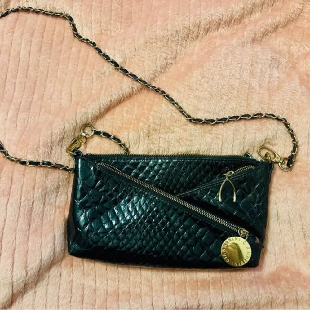 Gianni Bini Black Snakeskin Crossbody Bag Y2K Inspired Faux Leather